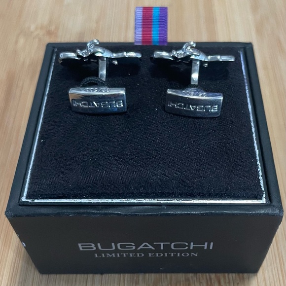 Bugatchi Cufflinks Motorcycle Limited Edition 32/500 - Retired - Picture 3 of 3